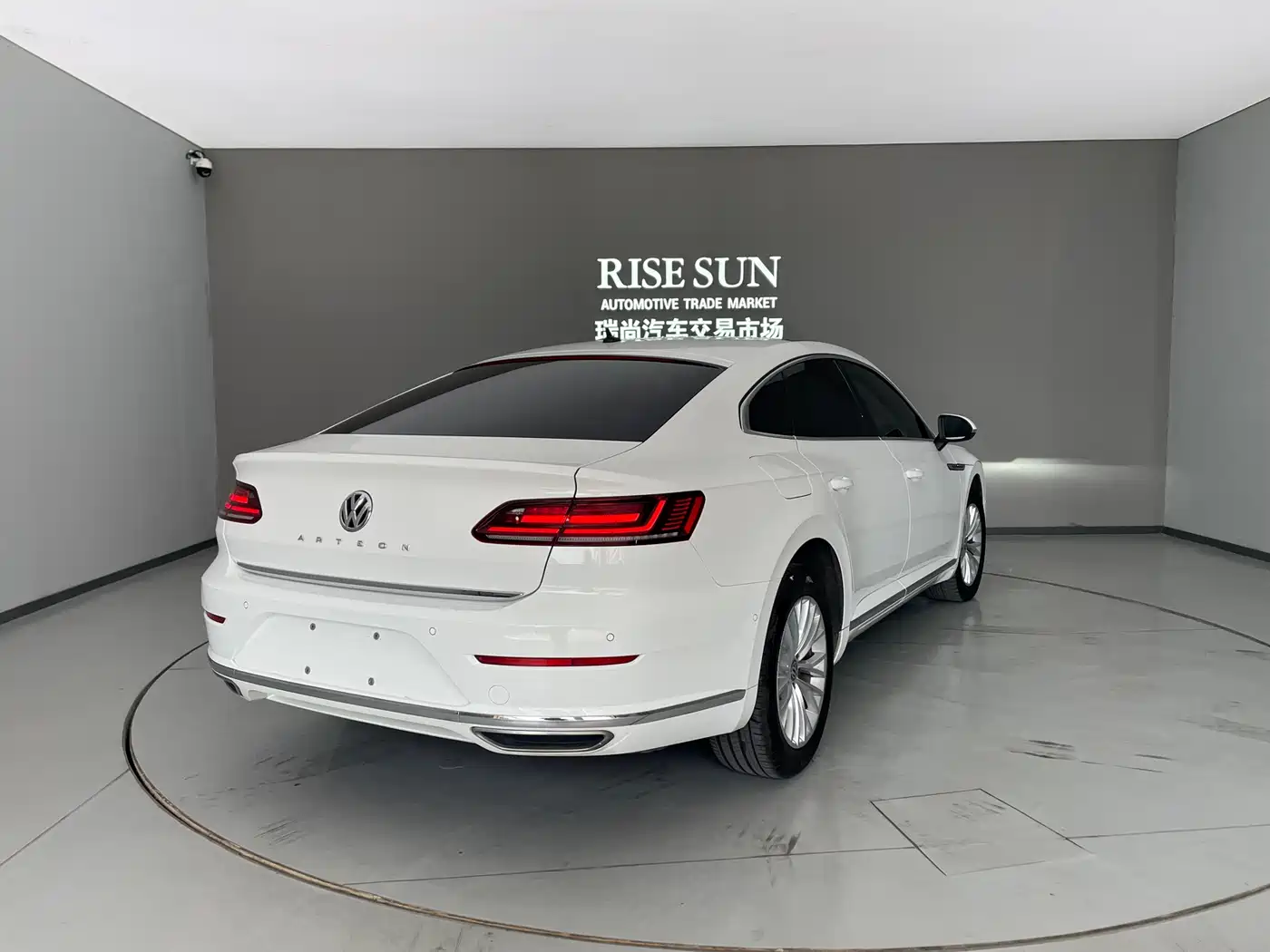Volkswagen FAW-Volkswagen CC 2019 330TSI Charming Appearance (China V) фото 7