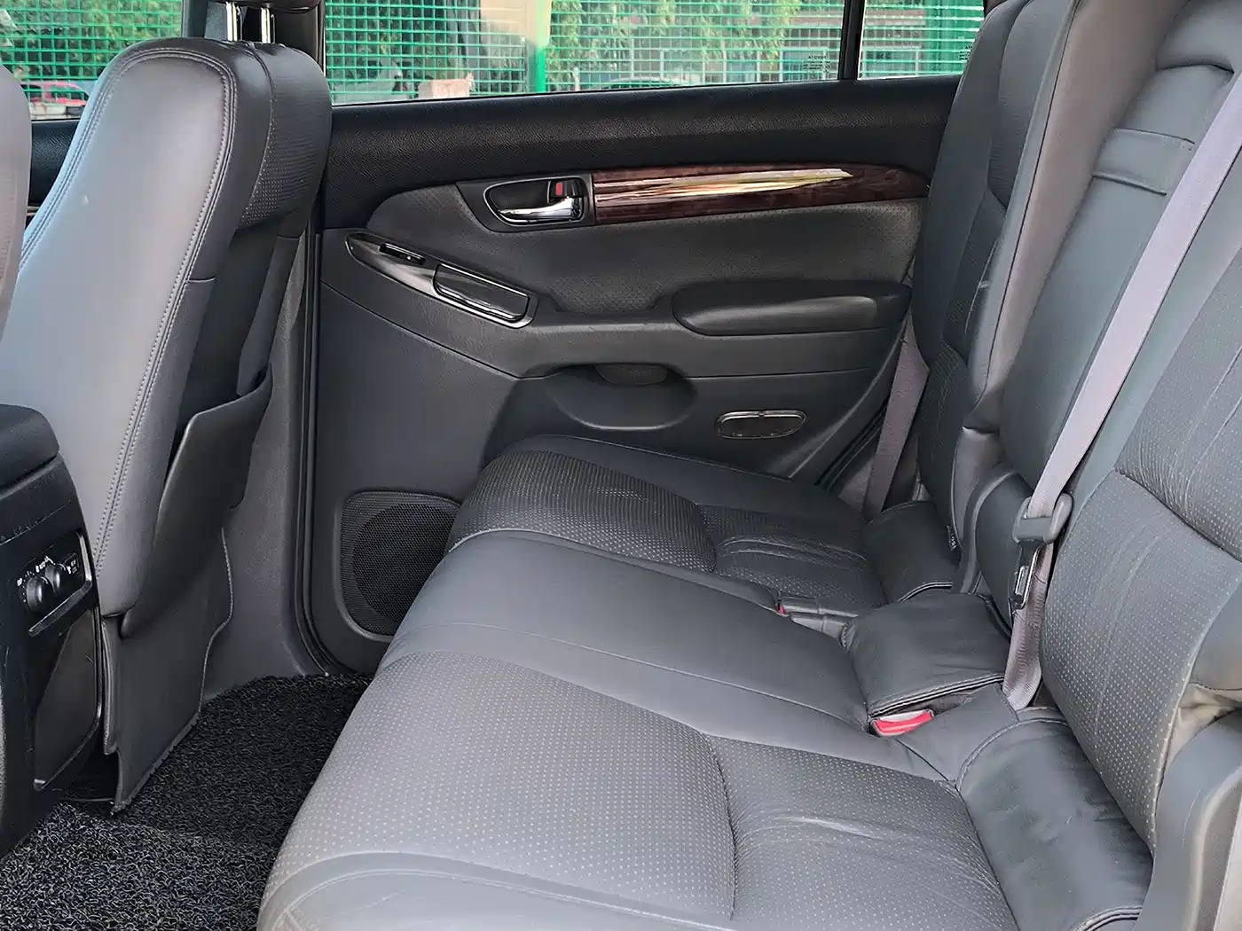 Toyota Prado 2010 2005 Model 4.0L Automatic GX Luxury Edition
