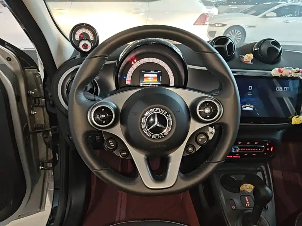 smart forfour 2018 2018 0.9T 66kW Pioneer Edition