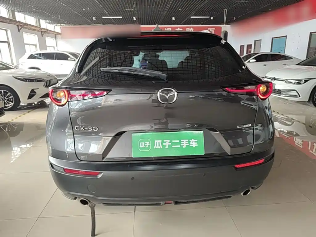 Photo 6 - Mazda CX-30