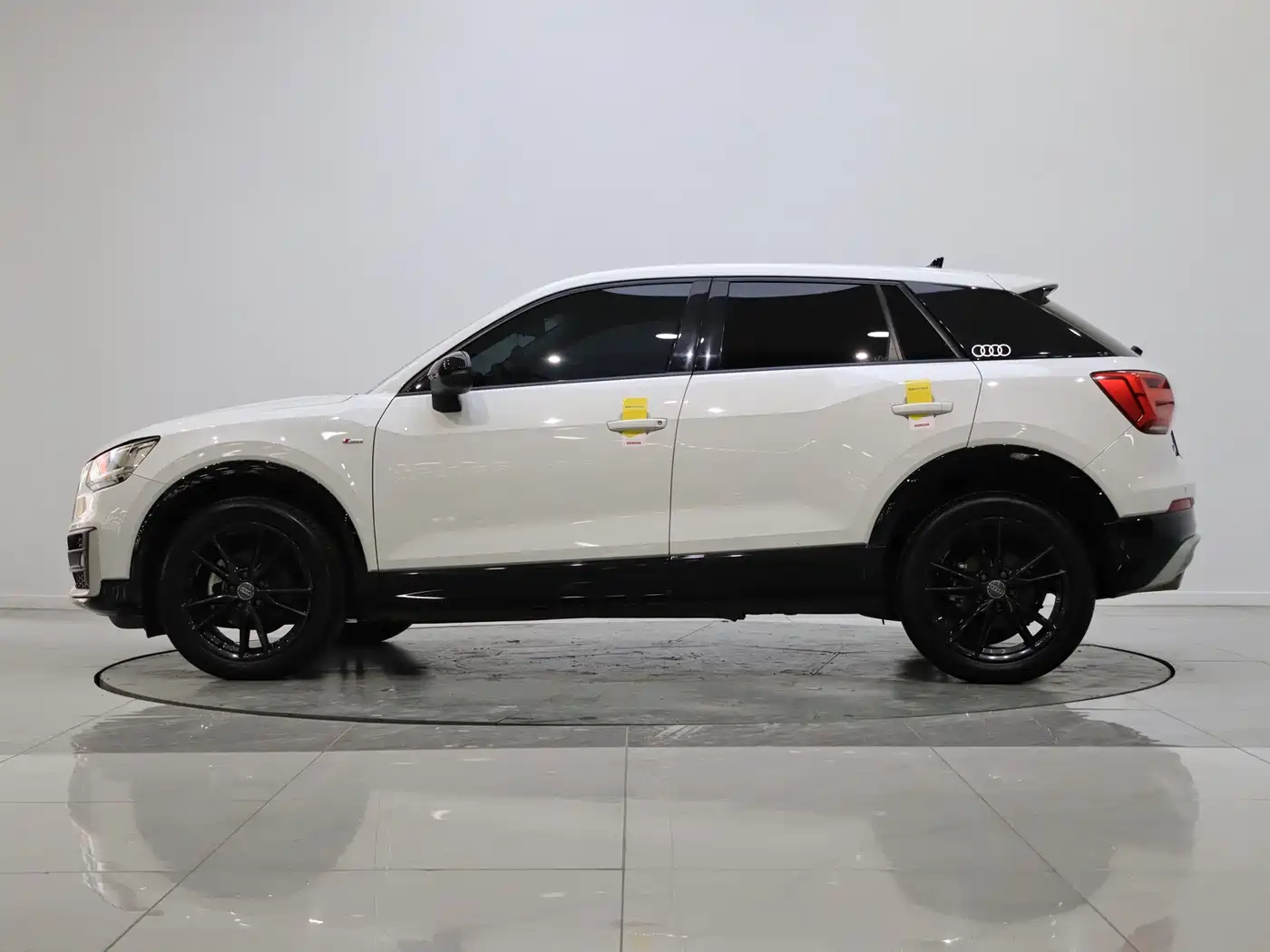 Audi Q2L 2020 35 TFSI Progressive Dynamic Model фото 8