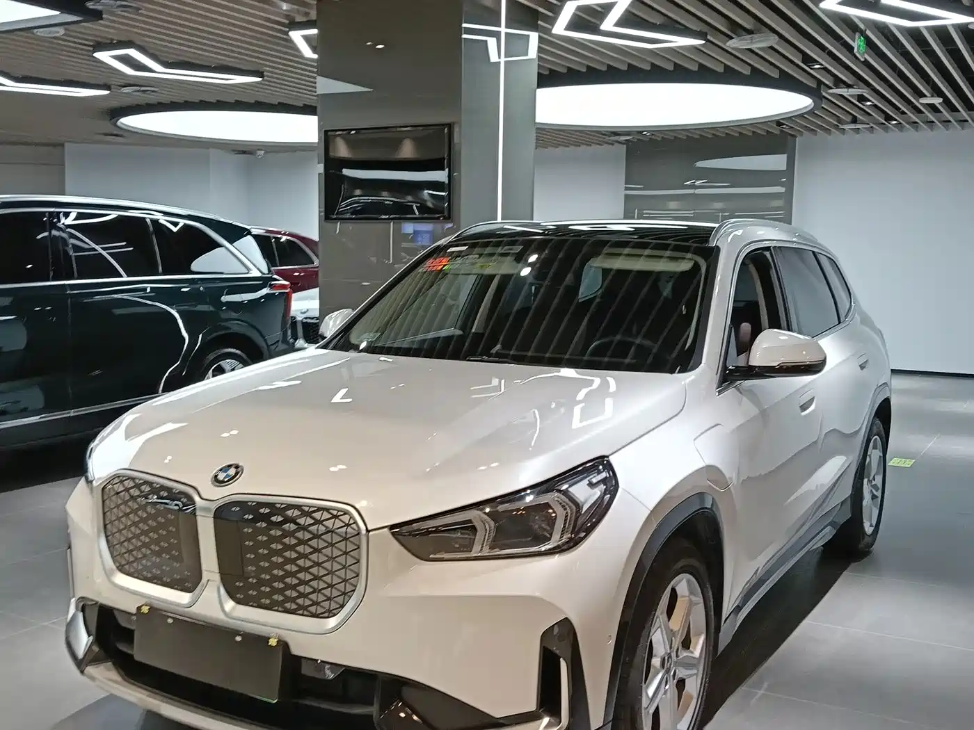 BMW iX1 2025 2025 eDrive25L M Sport Package