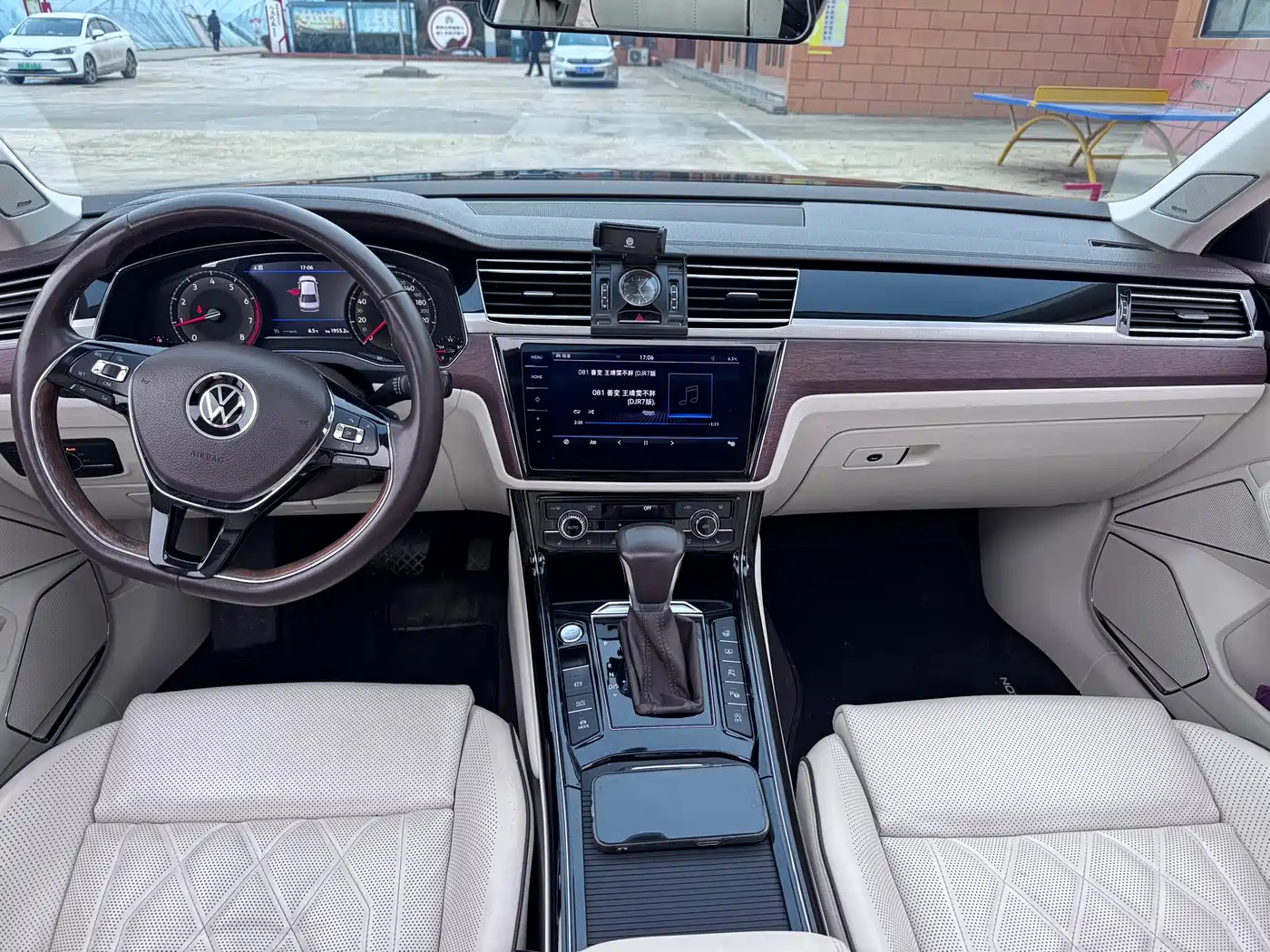 Volkswagen Phideon 2021 380TSI Premium Edition фото 6