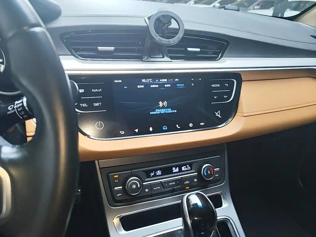 Geely Vision S1 2019 2018 1.4T CVT Sharp Edition