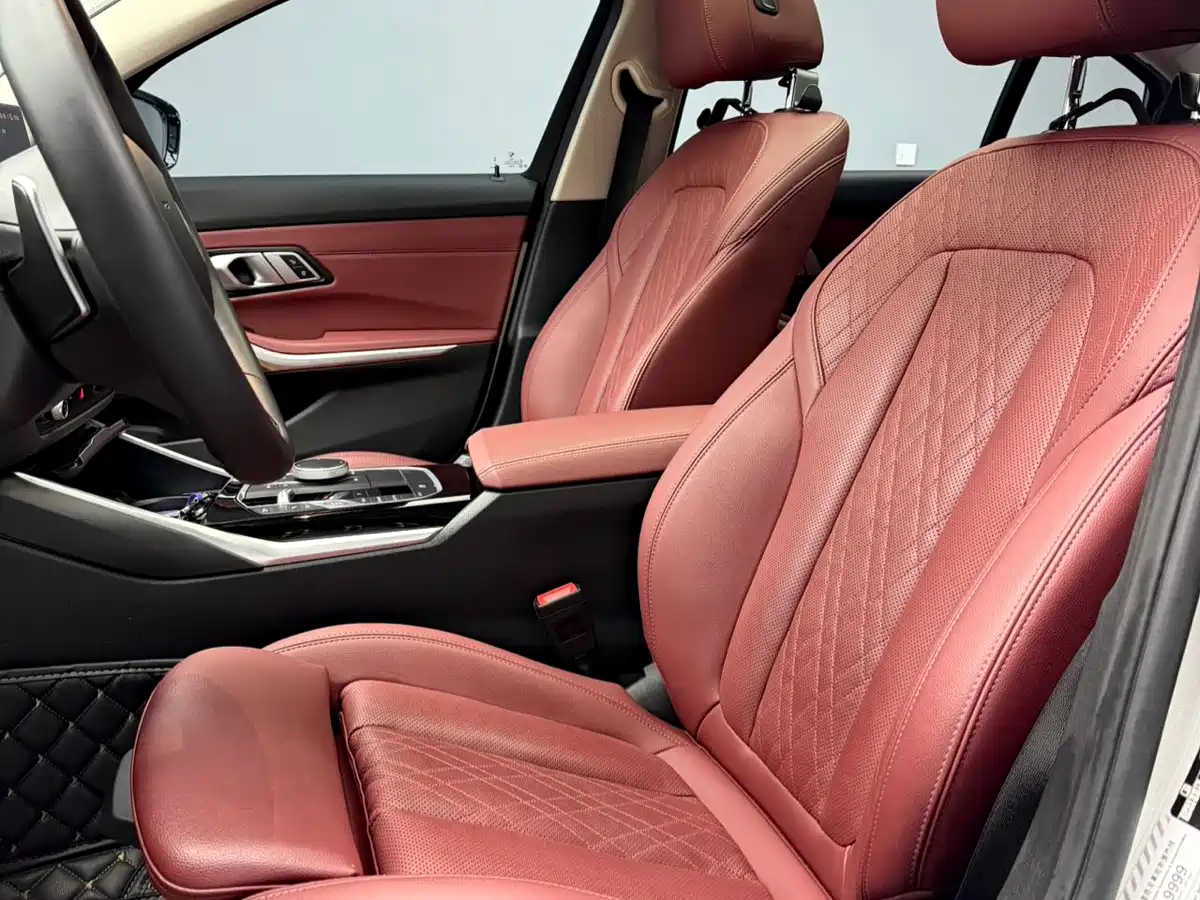 BMW 3 Series 2024 320Li M Sport Package фото 11