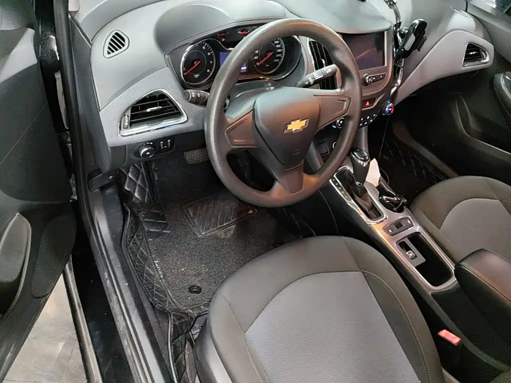 Chevrolet Cruze 2017 2017 1.5L Automatic Pioneer Sunroof