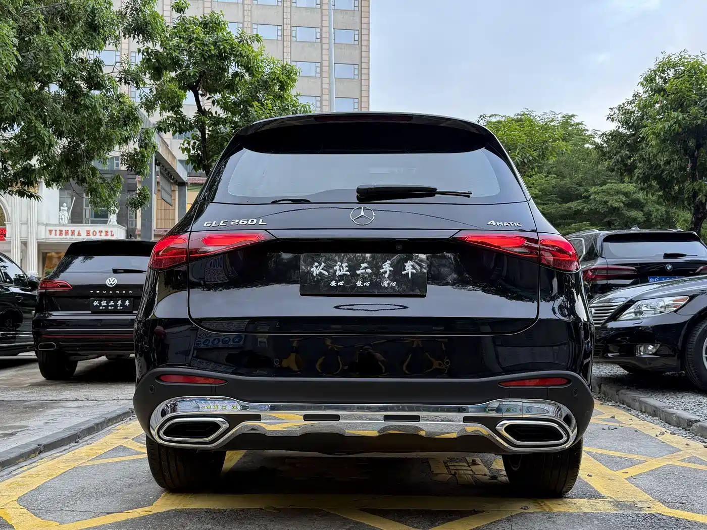 Mercedes-Benz GLC 2024 GLC 260 L 4MATIC Luxury 5-seater фото 4
