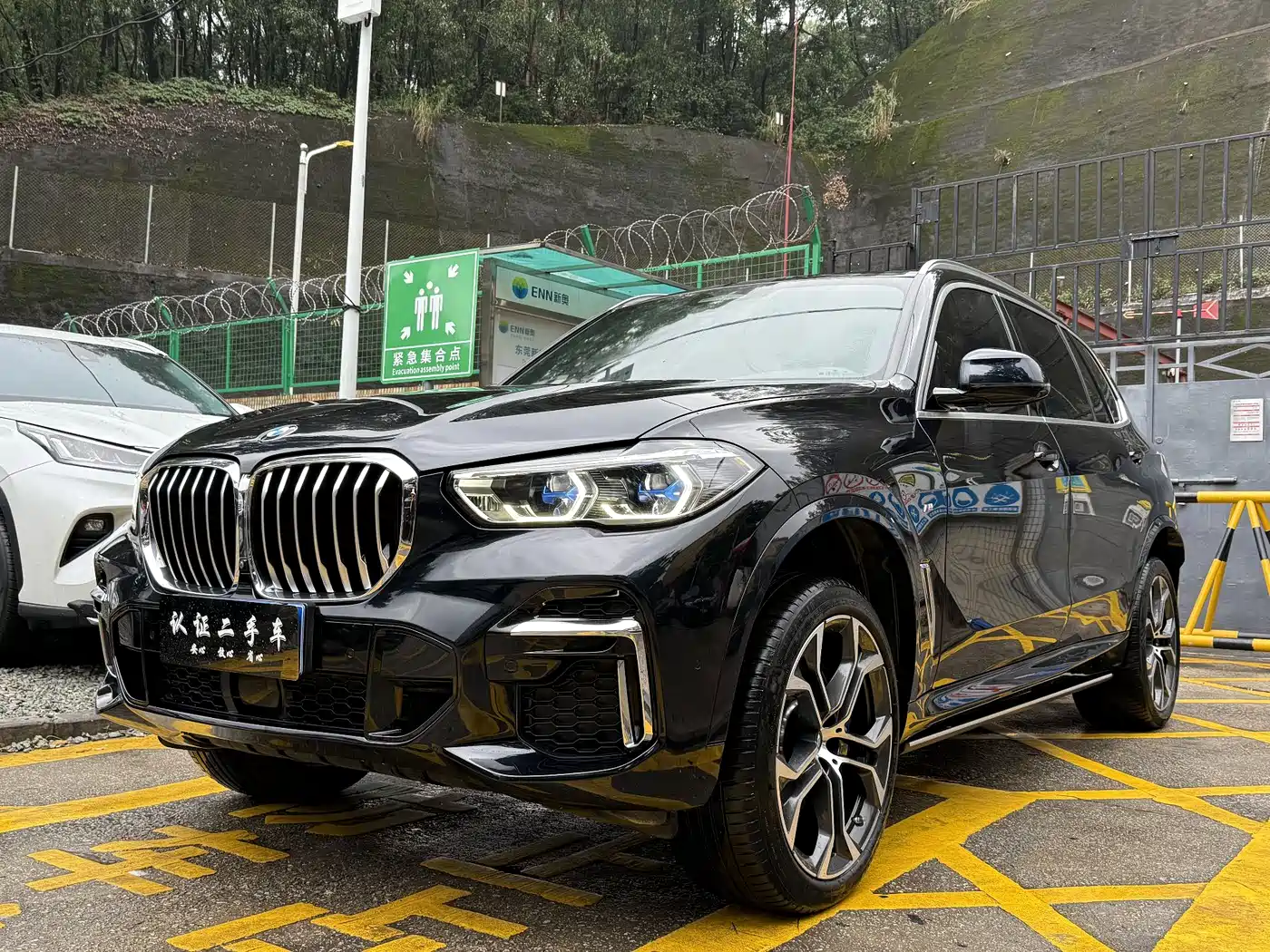 BMW X5 2022 xDrive 40Li Premium M Sport Package