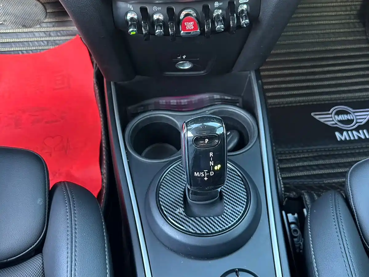 MINI COUNTRYMAN 2022 2022 1.5T COOPER ALL4 Connoisseur