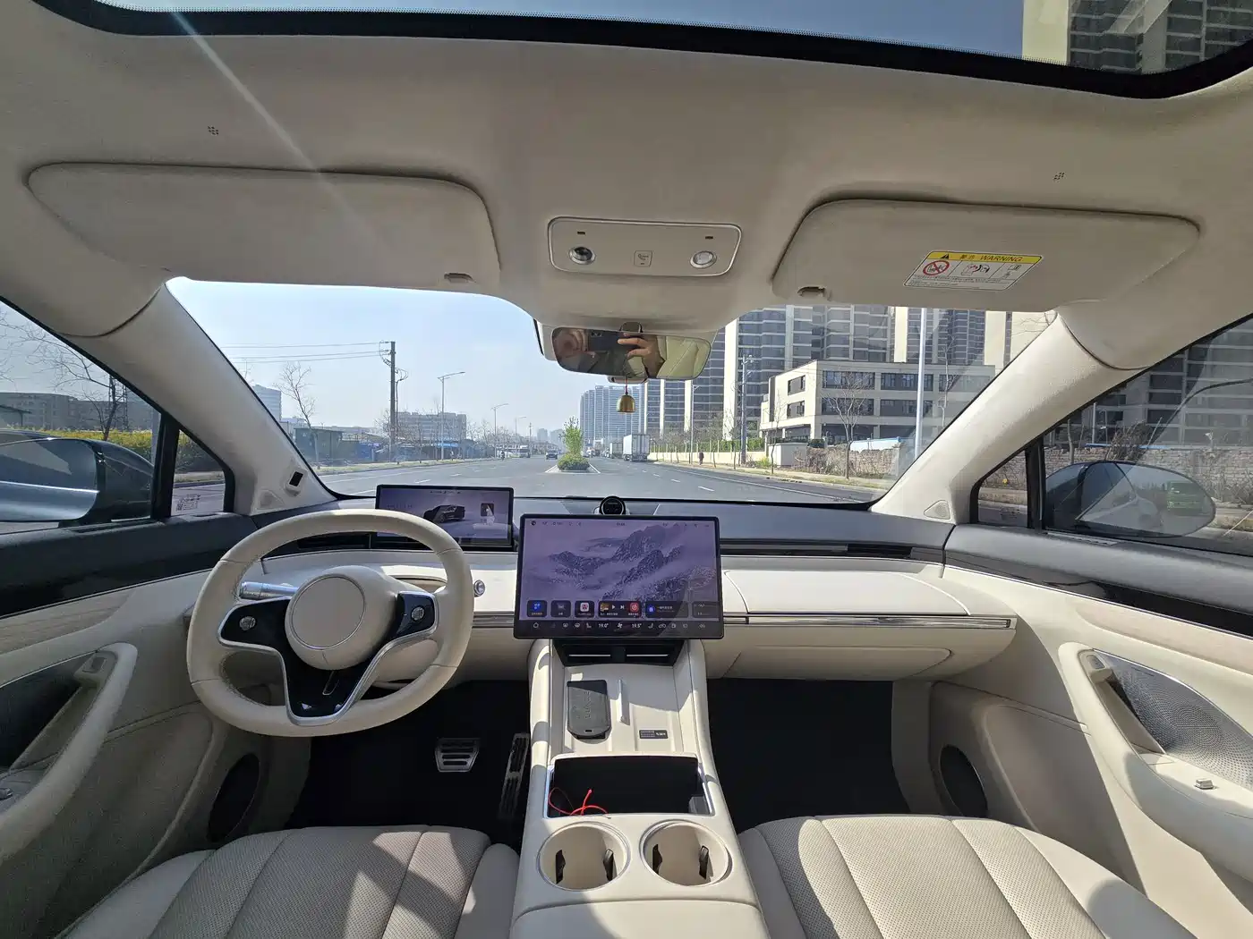 Zhijie Luxeed R7 2024 2025 Extended Range 251km Pro