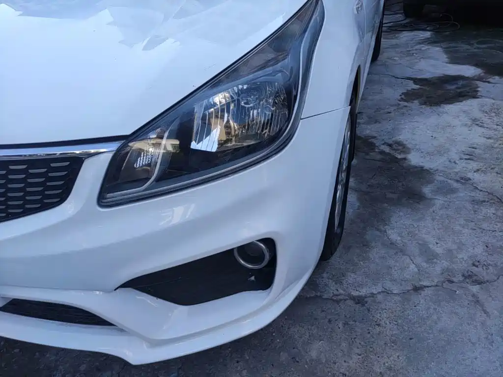 Photo 24 - Kia K2