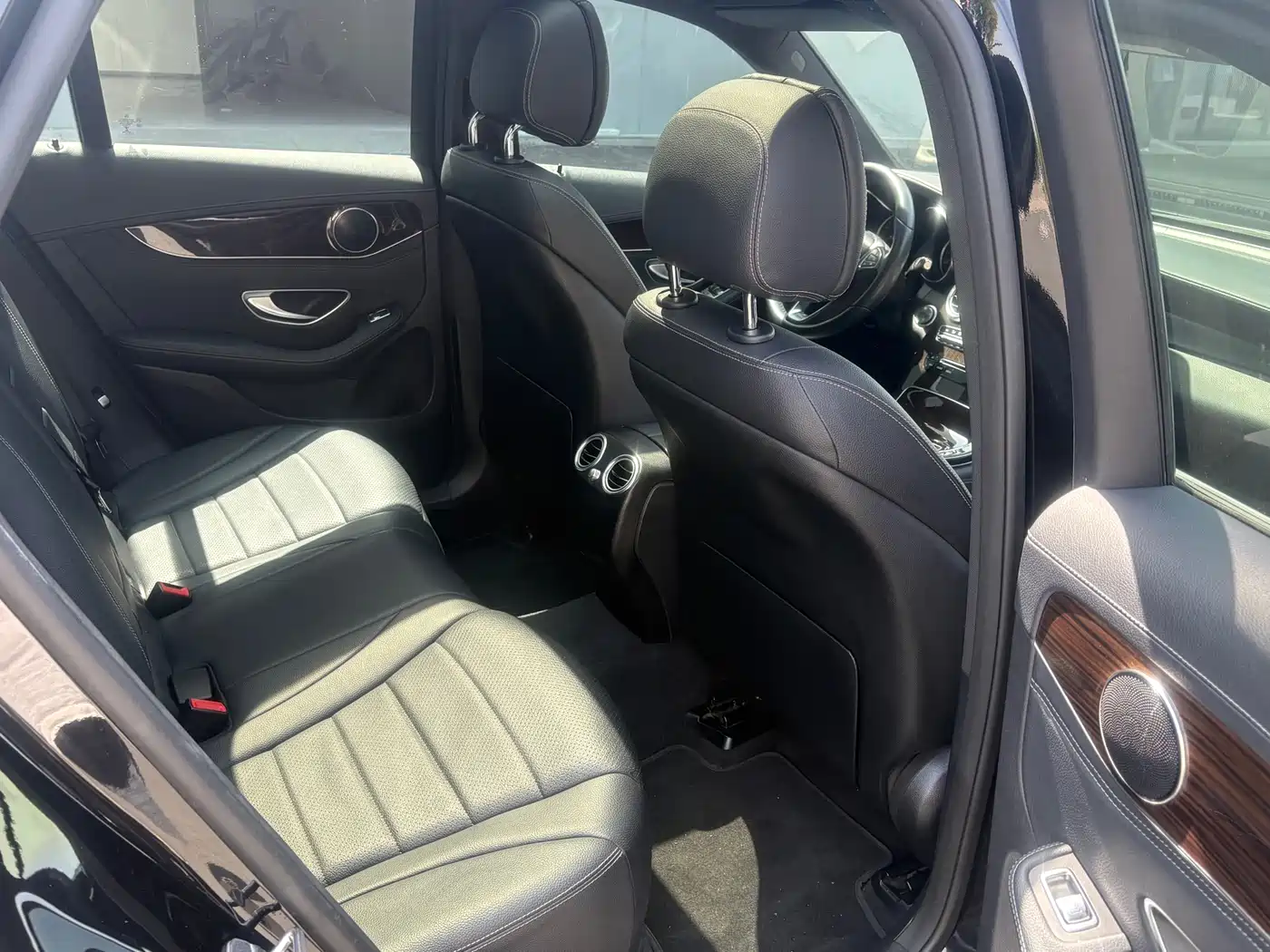 Mercedes-Benz GLC 2018 GLC 260 4MATIC Dynamic фото 8