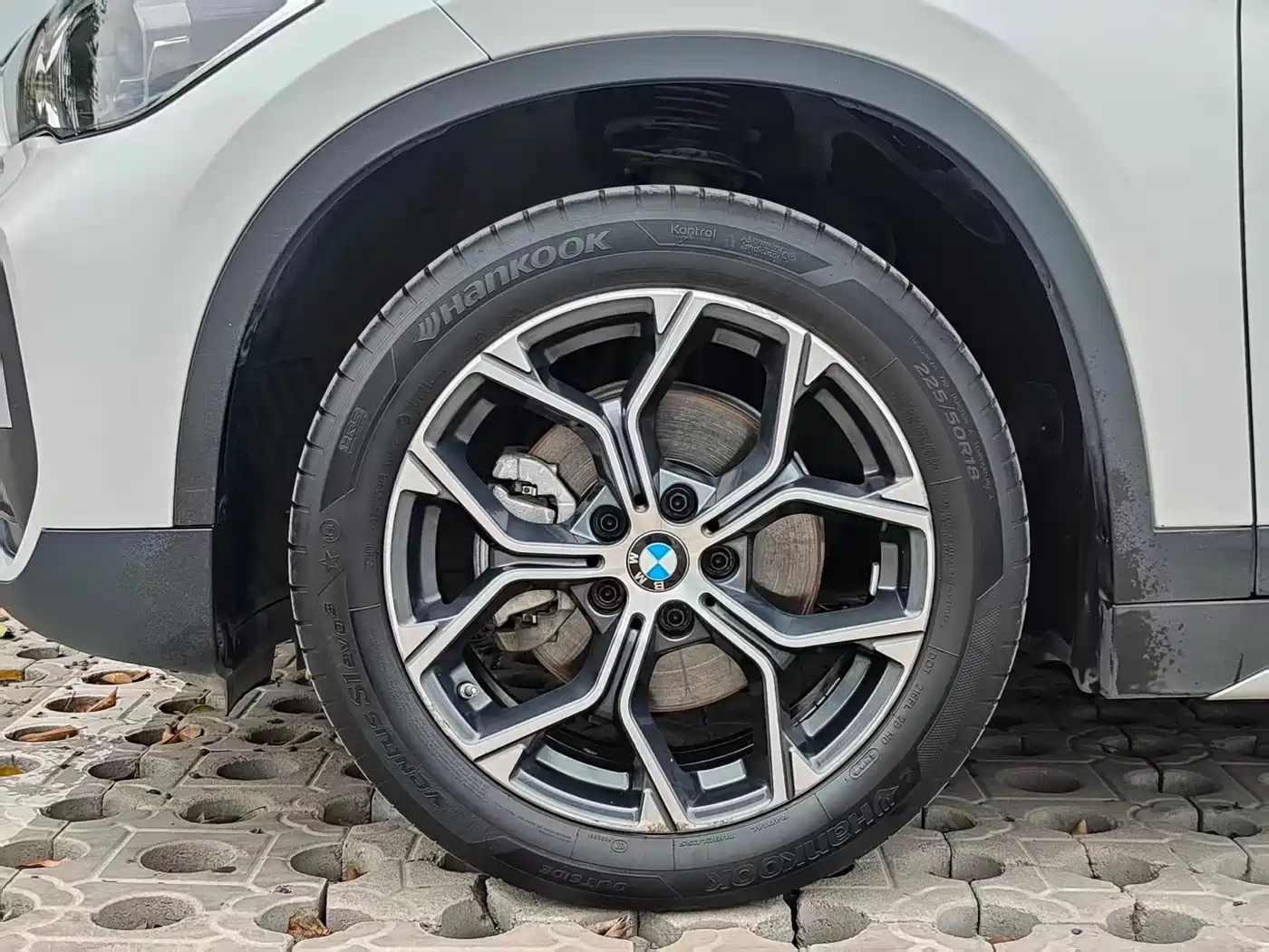 BMW X1 2020 sDrive20Li Premium Edition фото 4