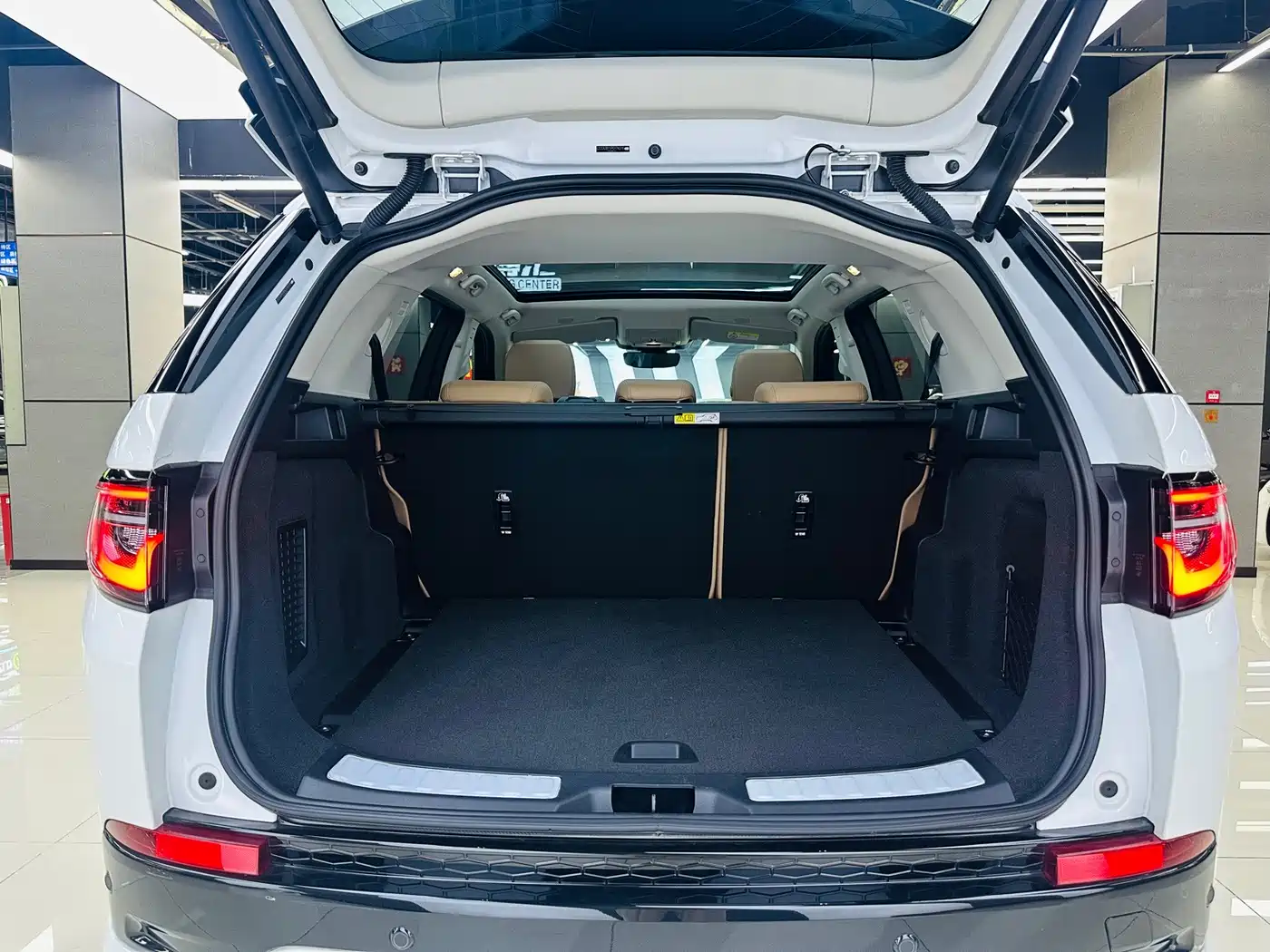 Land Rover Discovery Sport 2024 2024 Performance Technology Edition