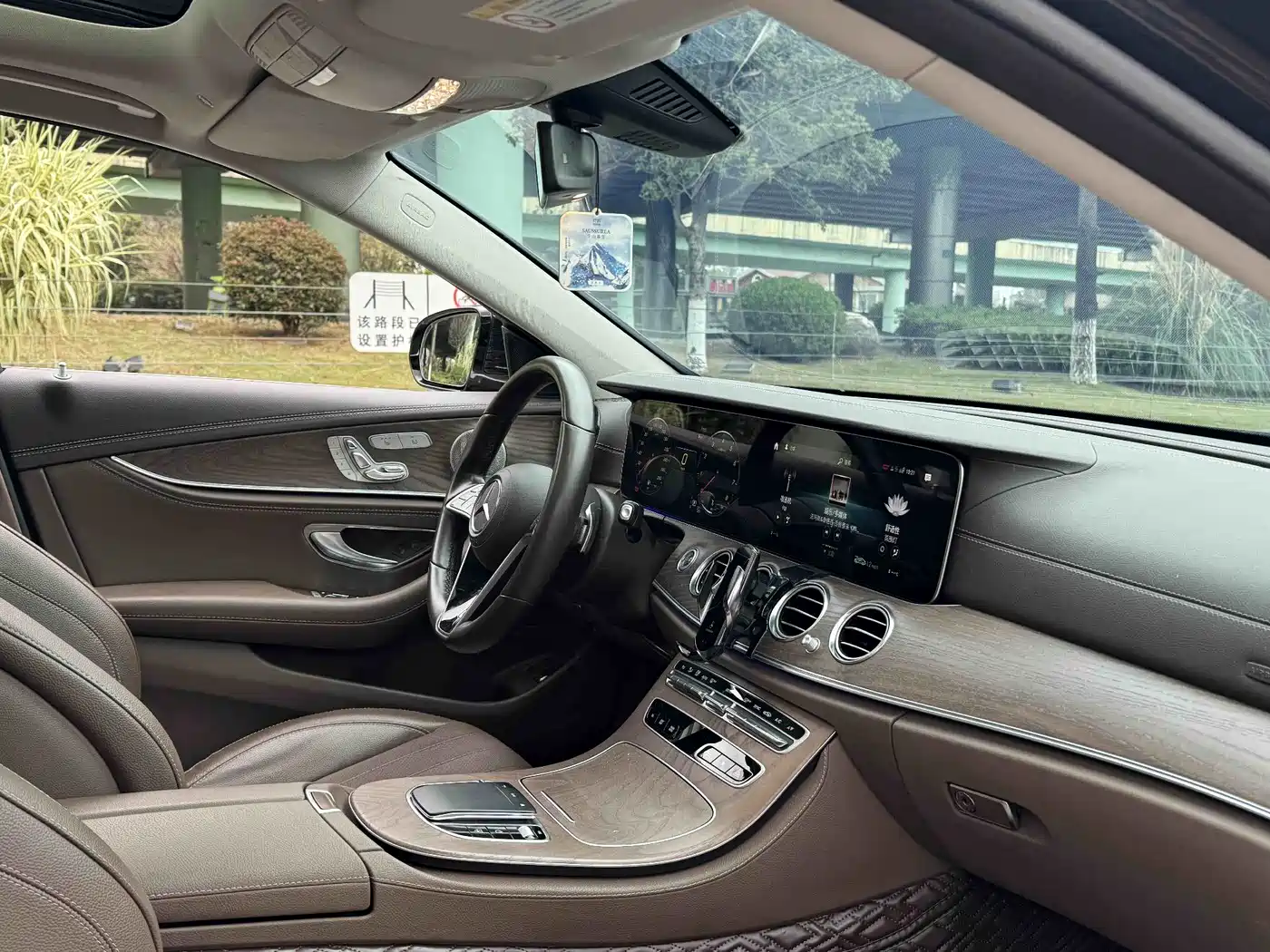 Mercedes-Benz E-Class 2023 Facelift E 300 L Luxury фото 13