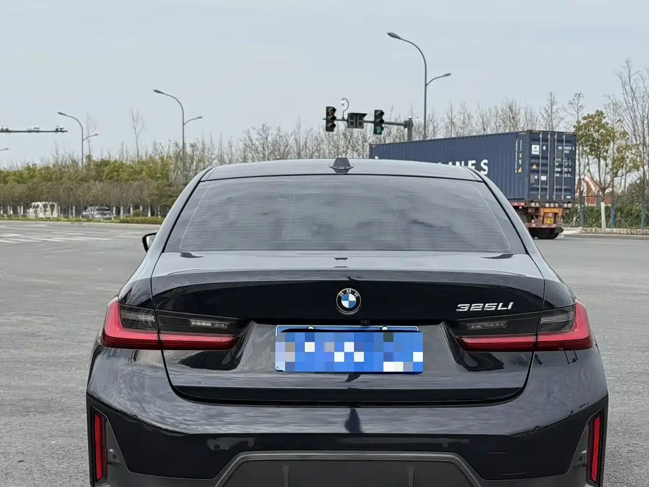 BMW 3 Series 2024 325Li M Sport Package фото 8