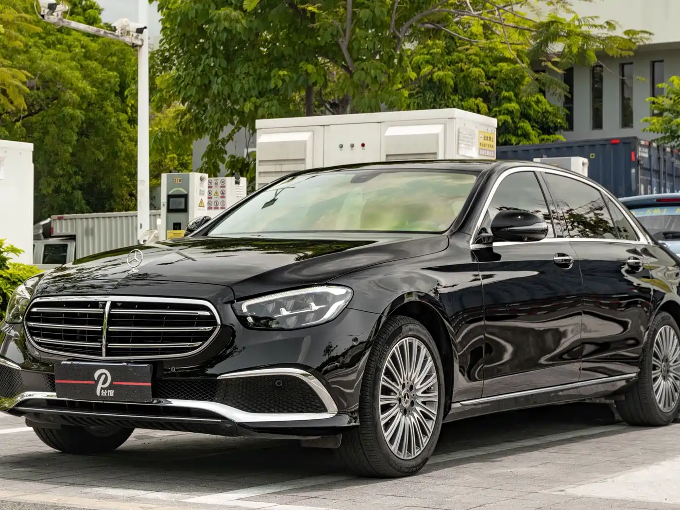  E CLASS