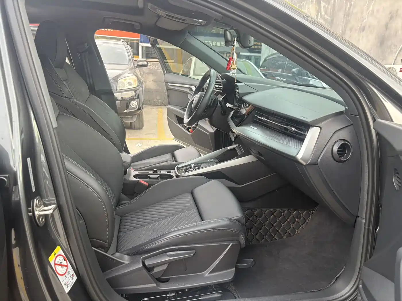 Audi A3 2022 A3L Limousine 35 TFSI Style Elegance фото 13