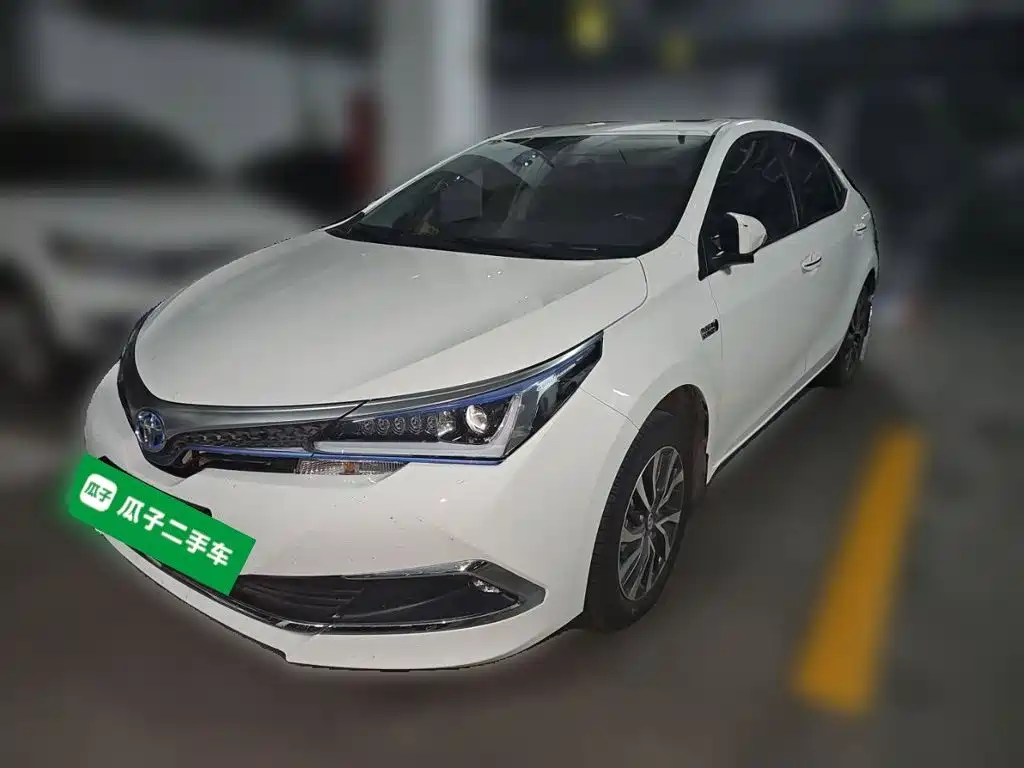 Toyota Corolla Twin Engine E+ 2022 2020 1.8L E-CVT Comfort Edition