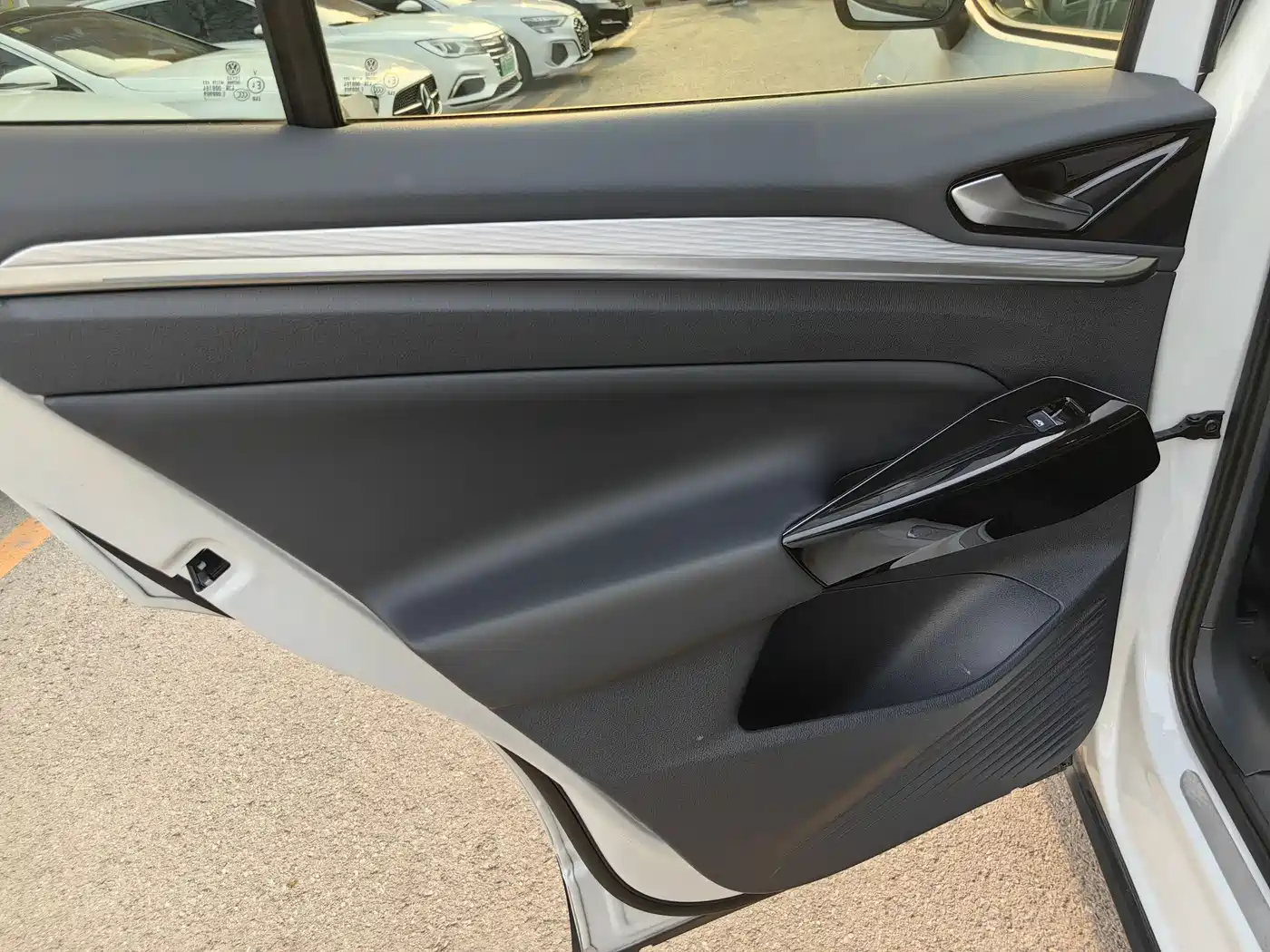 VOLKSWAGEN ID.4 CROZZ