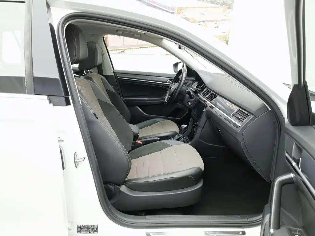 Volkswagen C-TREK 2018 2018 1.5L Automatic Comfort