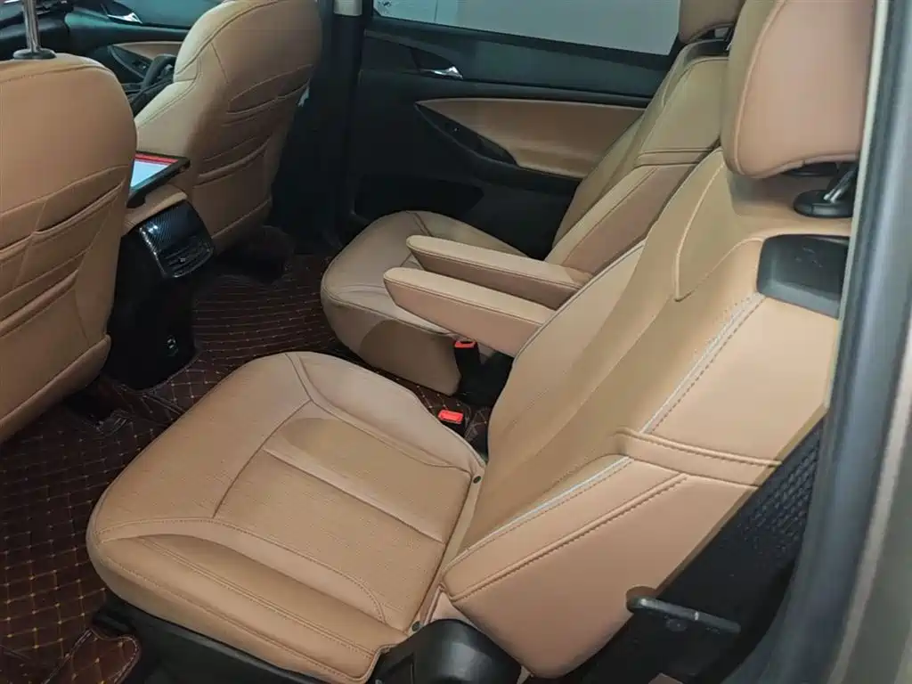 BUICK GL6