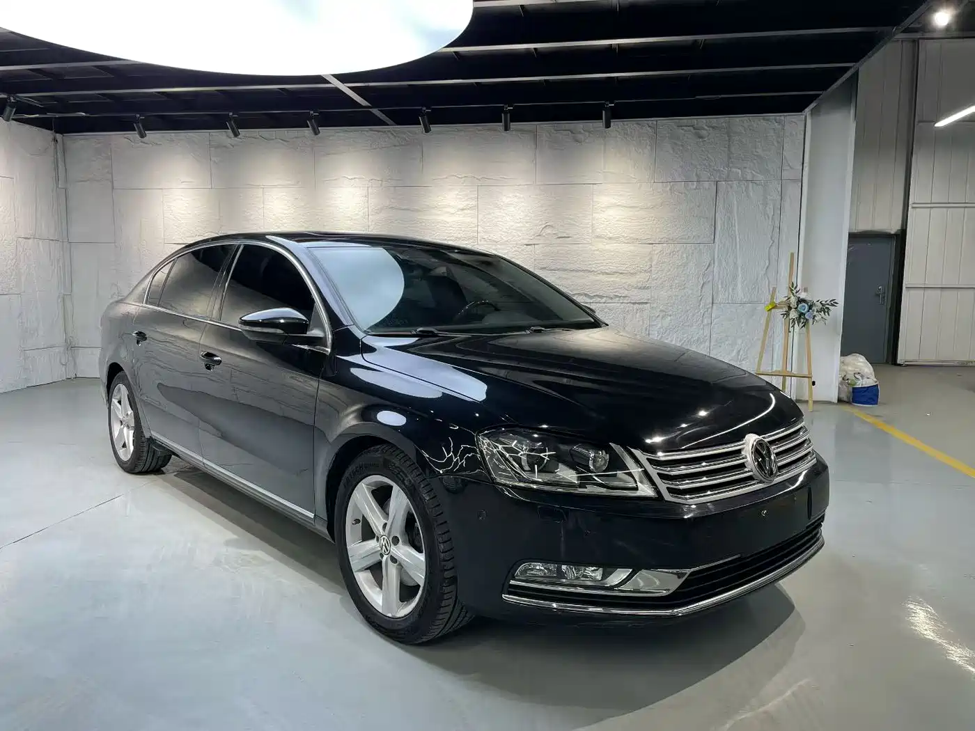 Volkswagen Magotan 2015 Facelift 2.0TSI Premium фото 3