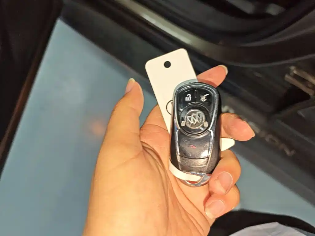Фото 9 - Buick Envision Plus