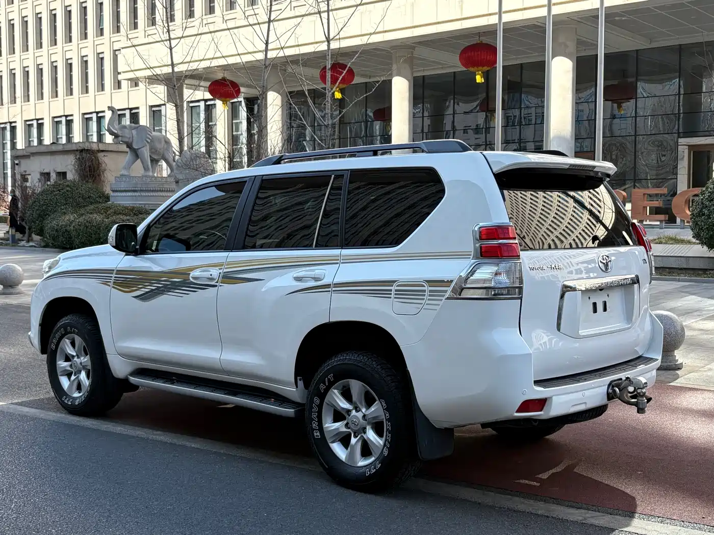 Toyota Prado 2010 4.0L Automatic TX-L фото 5