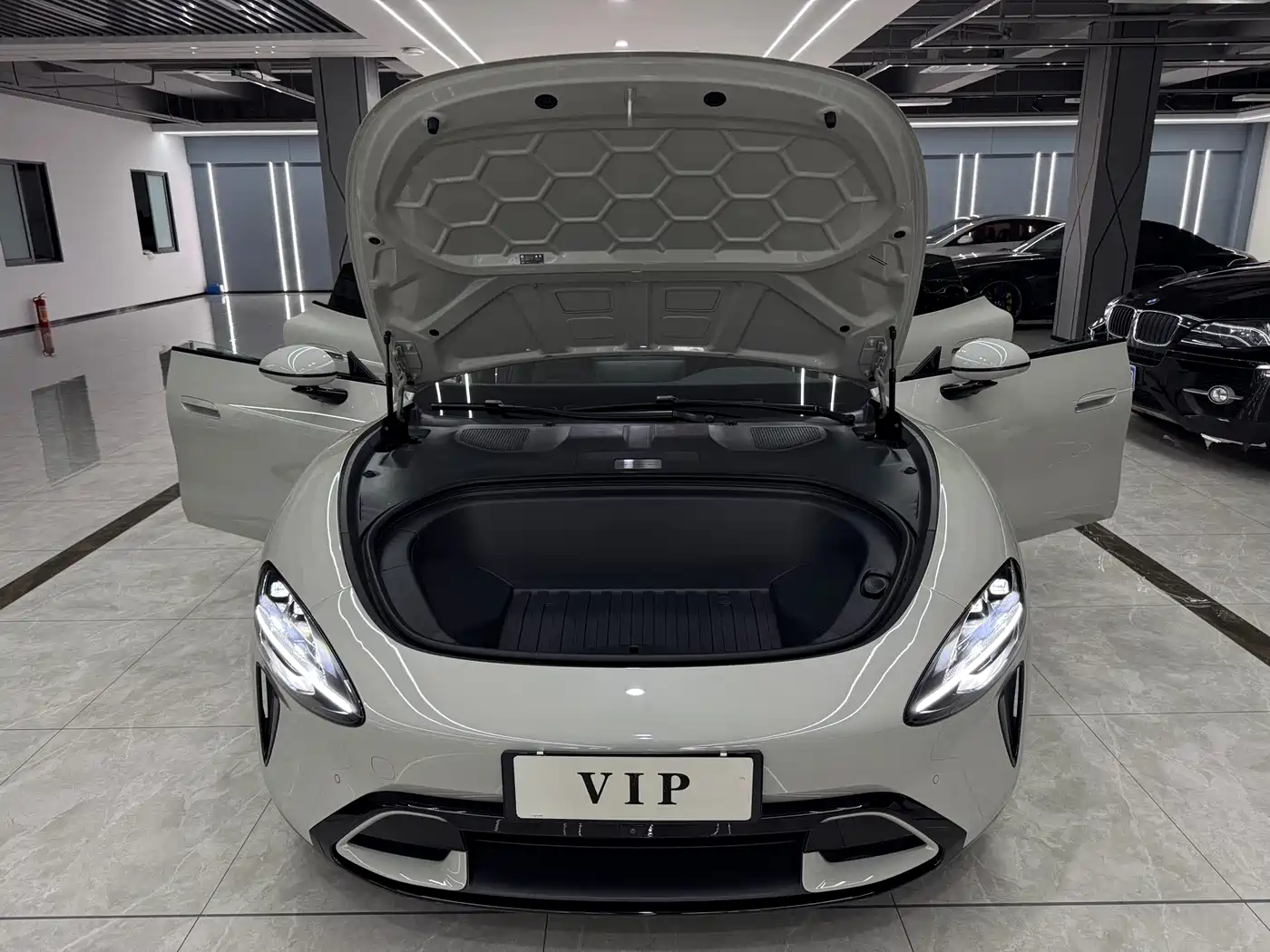 XIAOMI CAR XIAOMI SU7