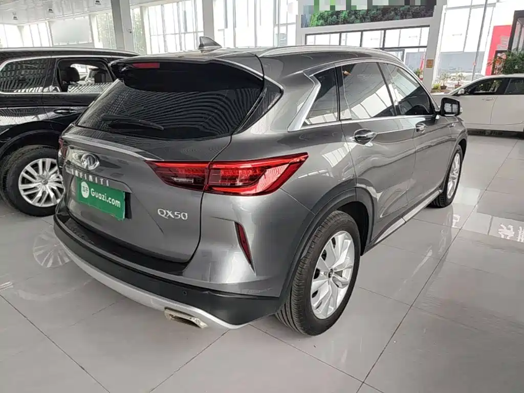 Infiniti QX50 2021 2018 2.0T 2WD Fashion Edition