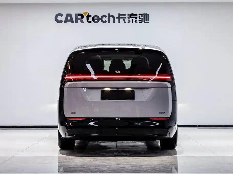 Li Auto MEGA 2025 2025 Ultra Smart Renewal Edition
