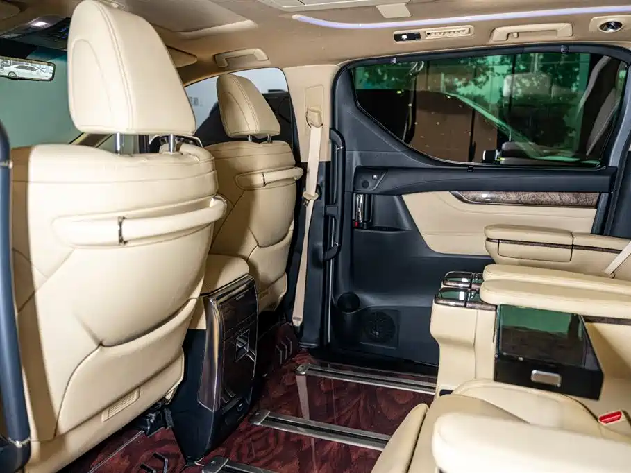 Toyota Vellfire 2023 Crown Hybrid 2.5L HV Premium фото 13