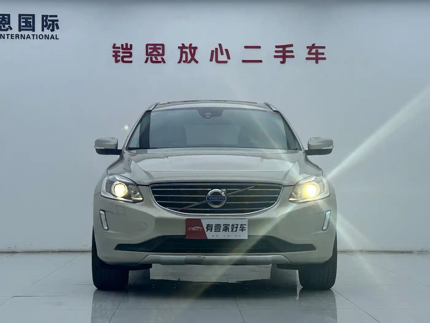 Фото 2 - Volvo XC60