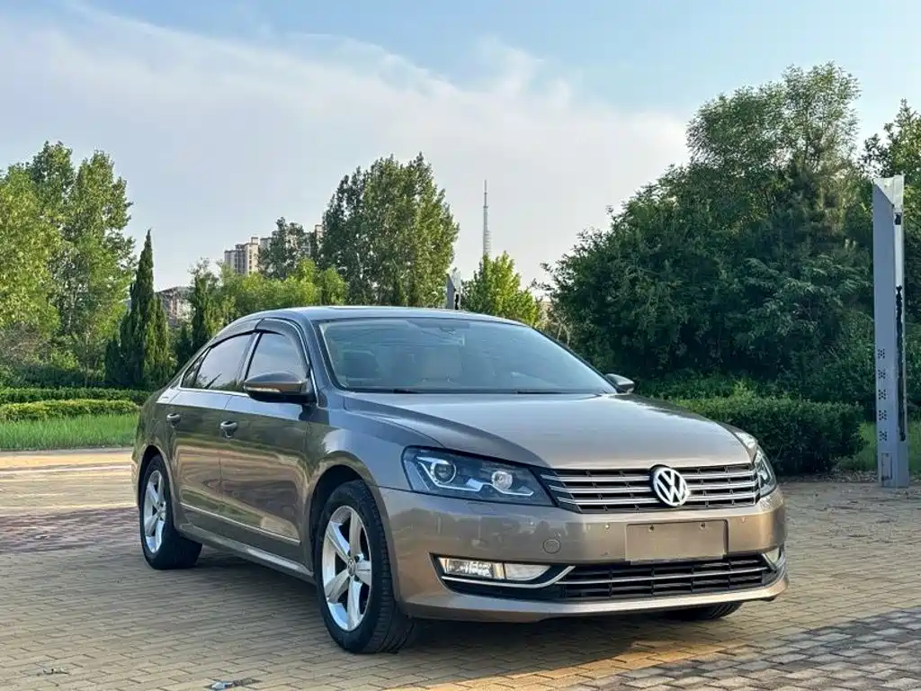Volkswagen Passat 2012 2011 1.8TSI DSG Honor Edition