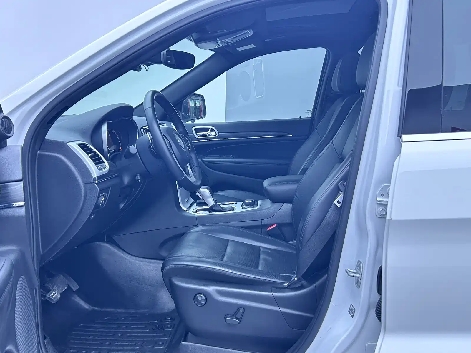 Фото 8 - Jeep Grand Cherokee (Import)