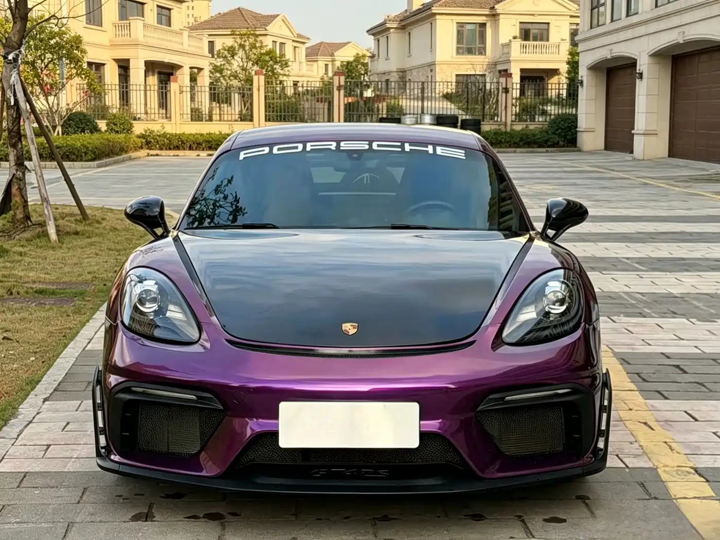Porsche 718 2018 Cayman 2.0T фото 3