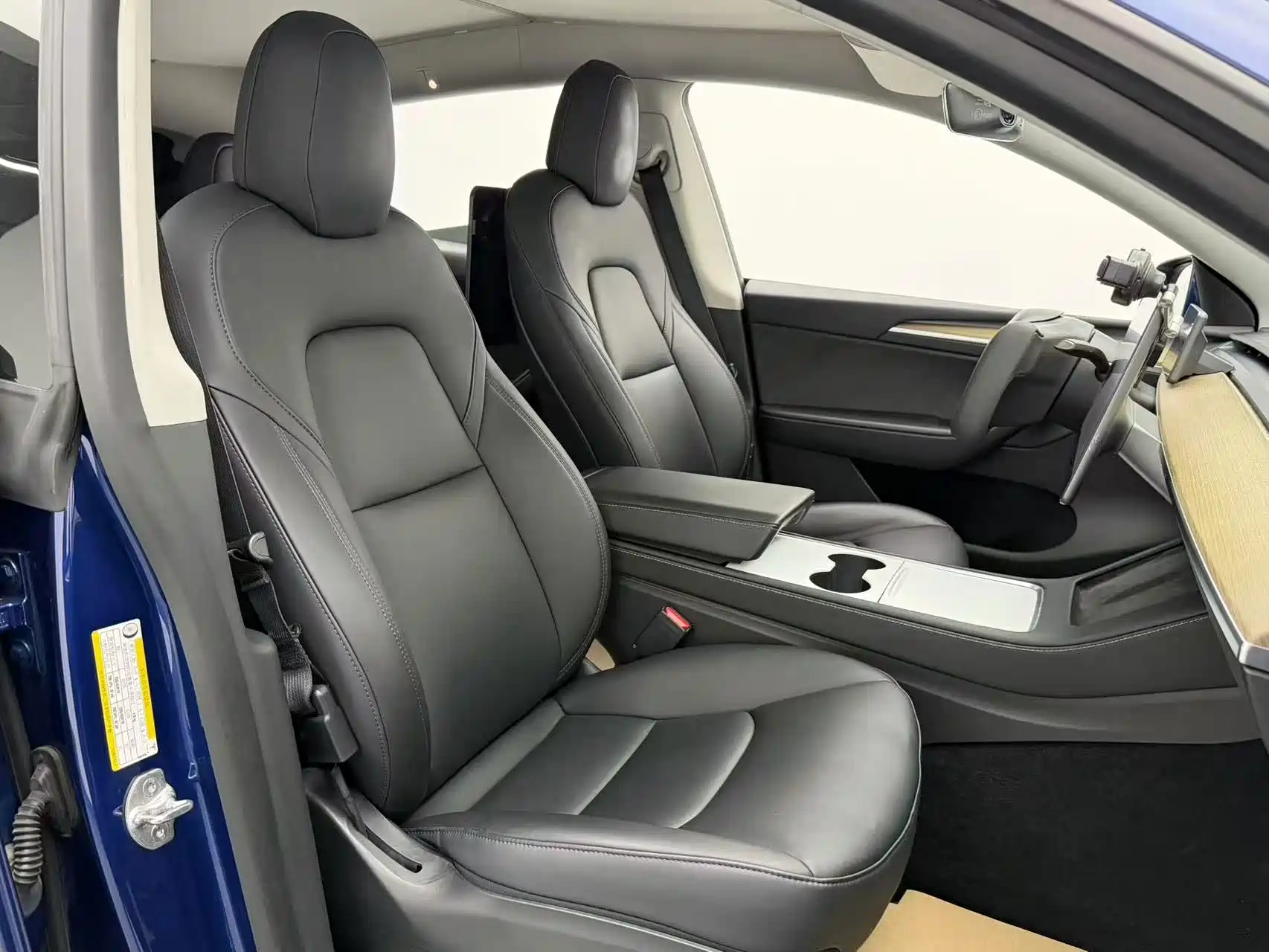 Фото 17 - Tesla Model Y