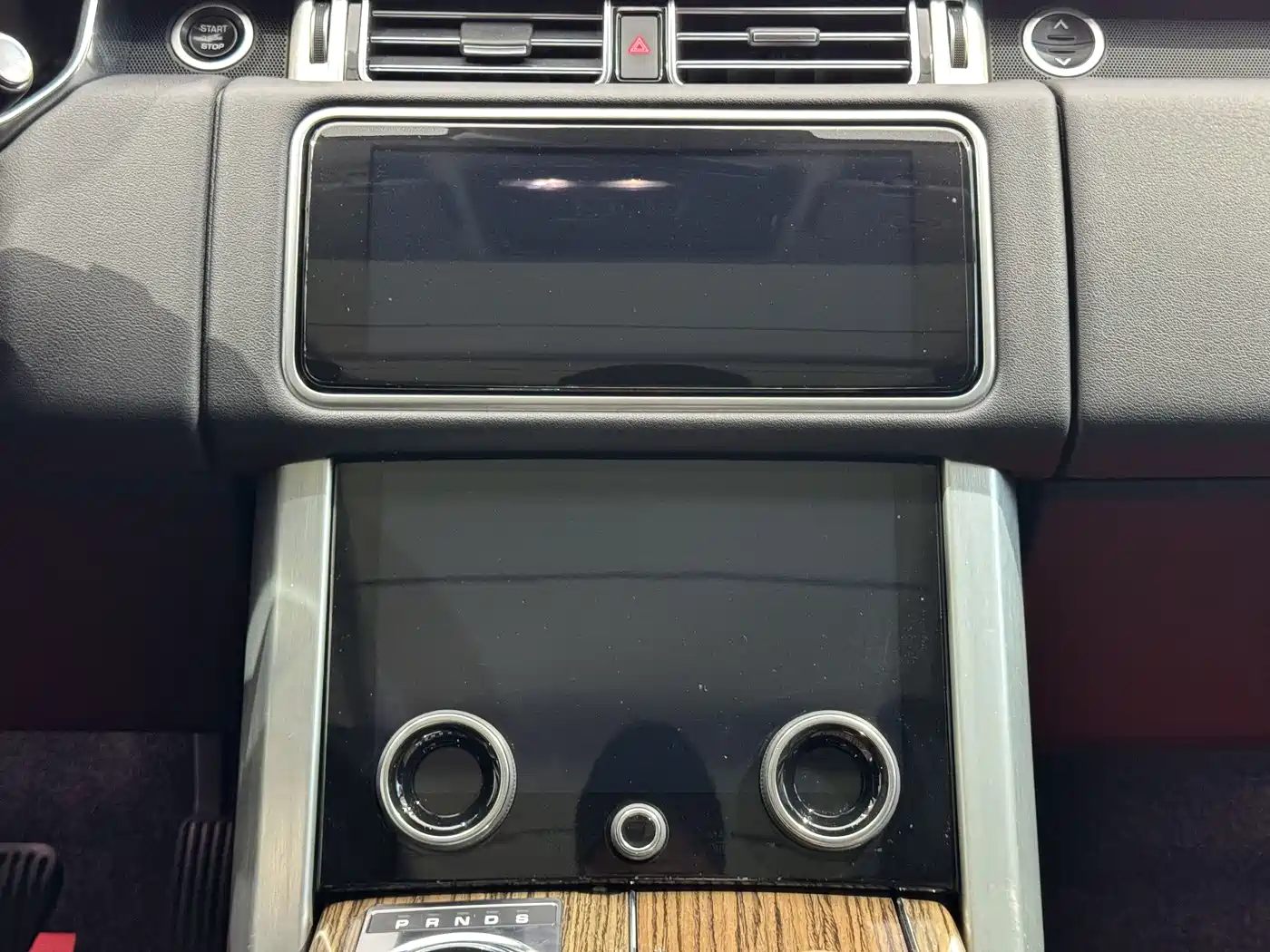 Land Rover Range Rover 2018 3.0 SC V6 Golden Age Edition фото 22
