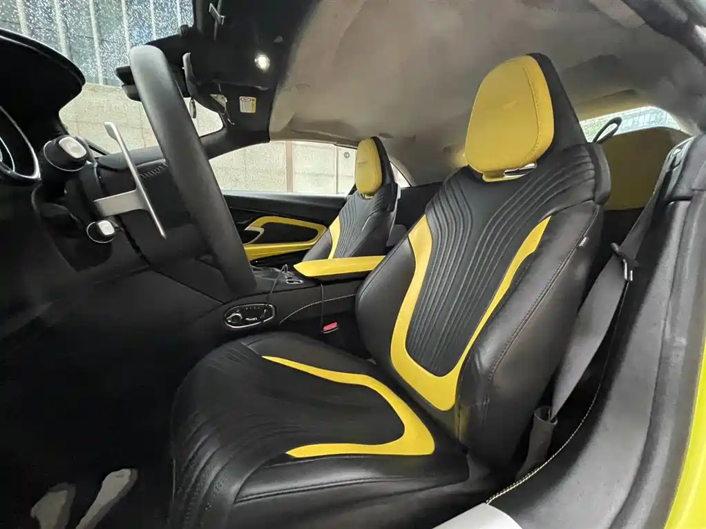 Aston Martin DB11 2019 2019 4.0T V8 Volante