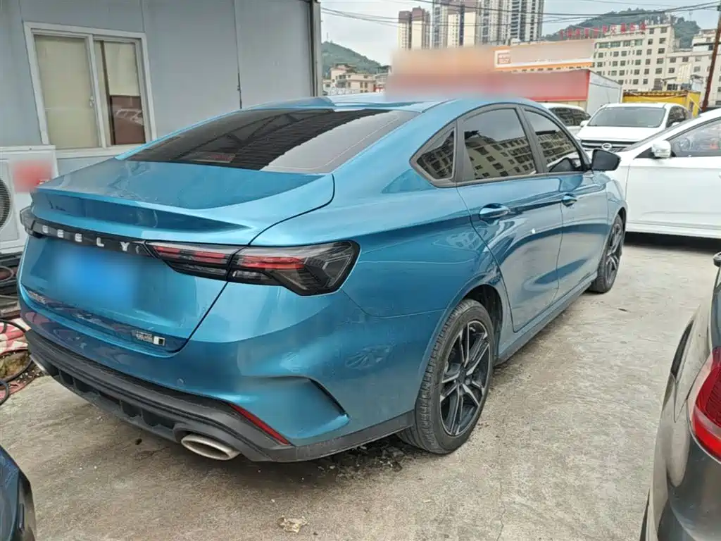 Фото 7 - Geely Binrui
