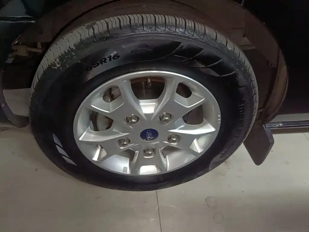 Photo 23 - Ford Tourneo