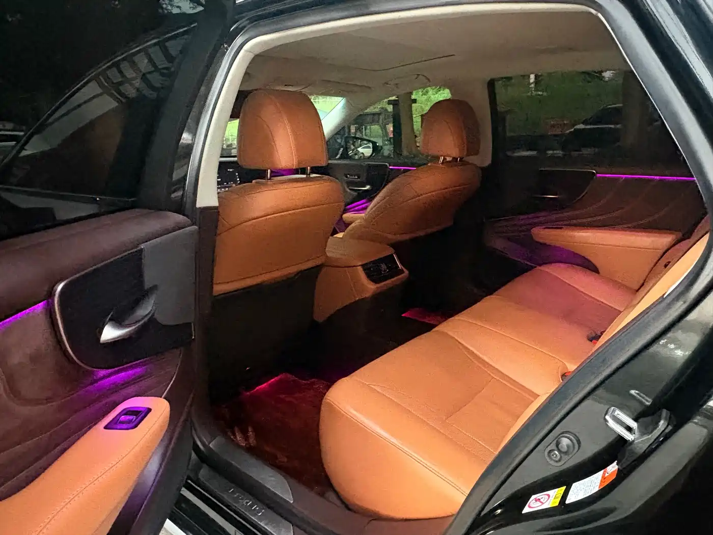 Фото 5 - Lexus LS