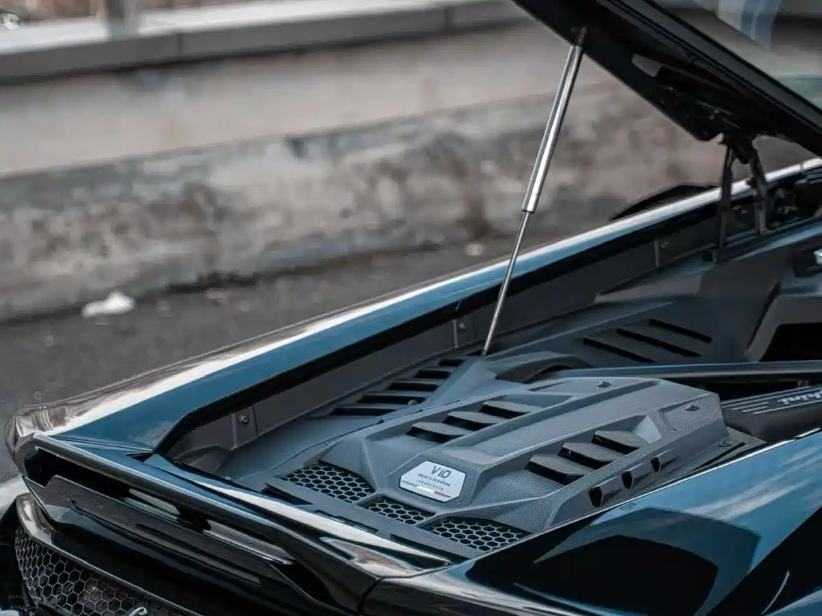 LAMBORGHINI HURACÁN