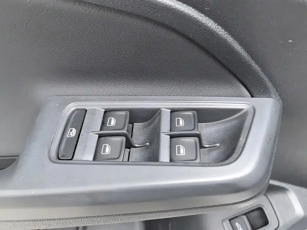 Фото 9 - Volkswagen Lavida