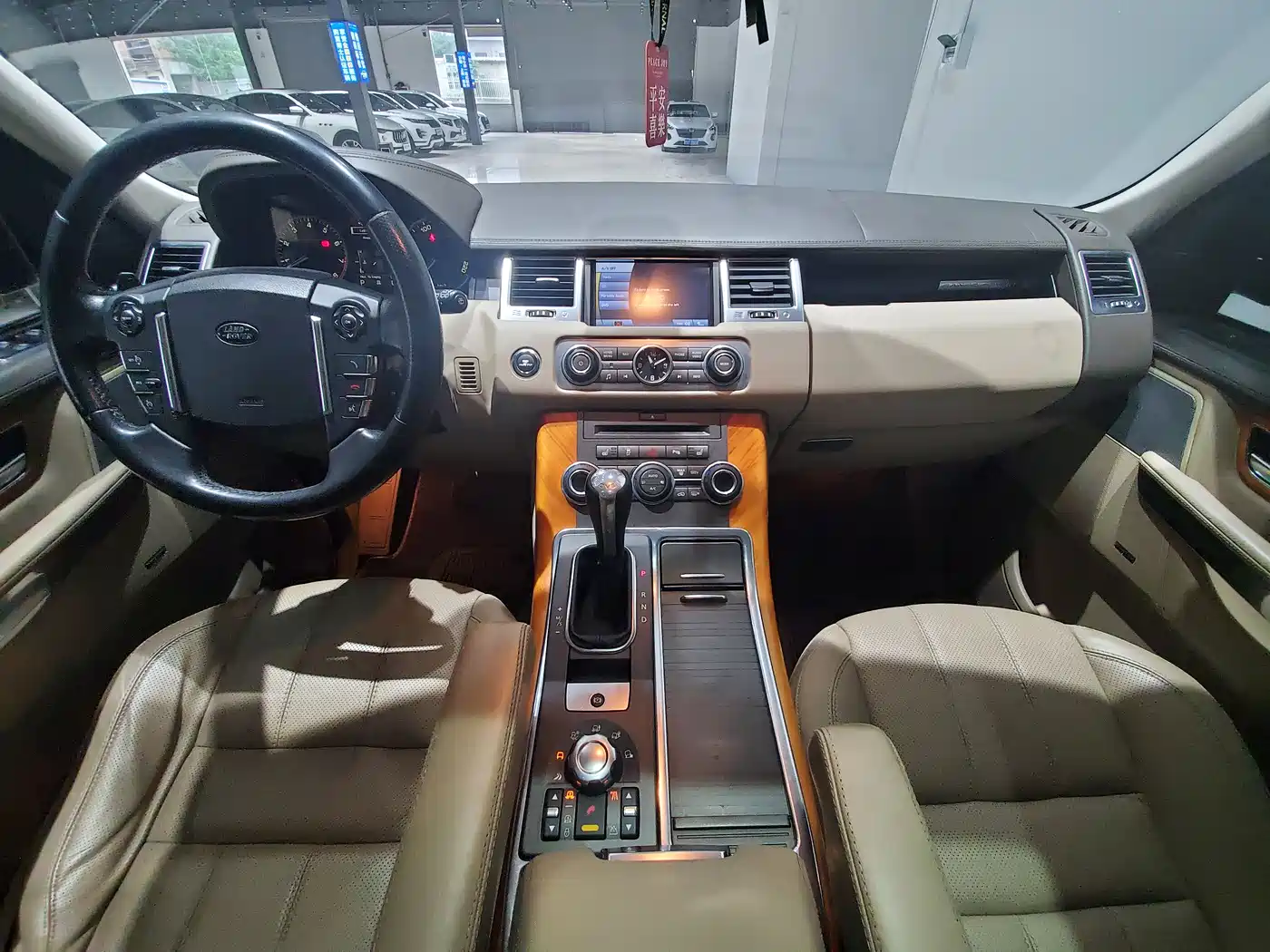 Land Rover Range Rover Sport 2012 5.0 SC V8 HSE фото 9