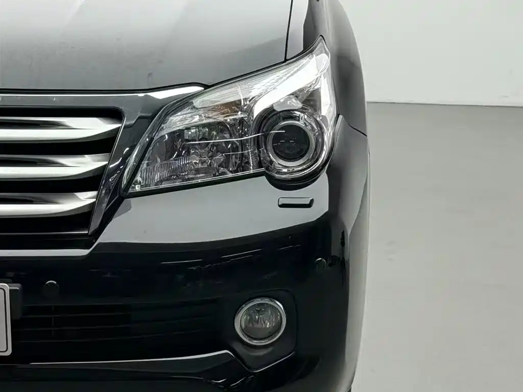 Lexus GX 2012 400 фото 12