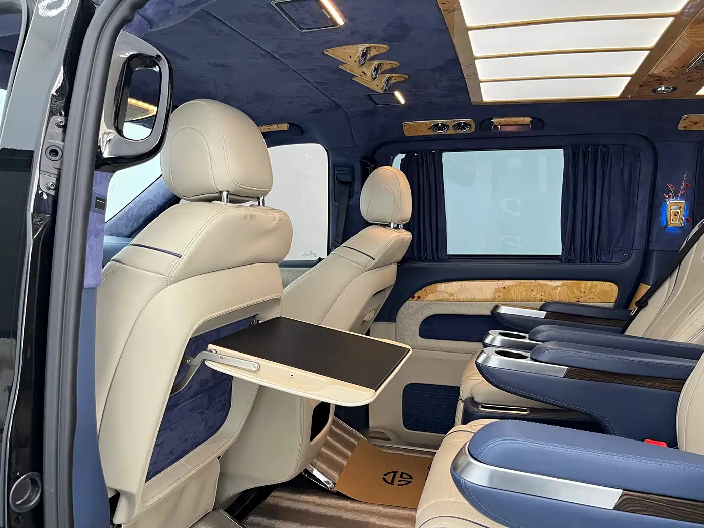 Mercedes-Benz Vito 2020 2.0T Business Edition (7-seater) фото 11