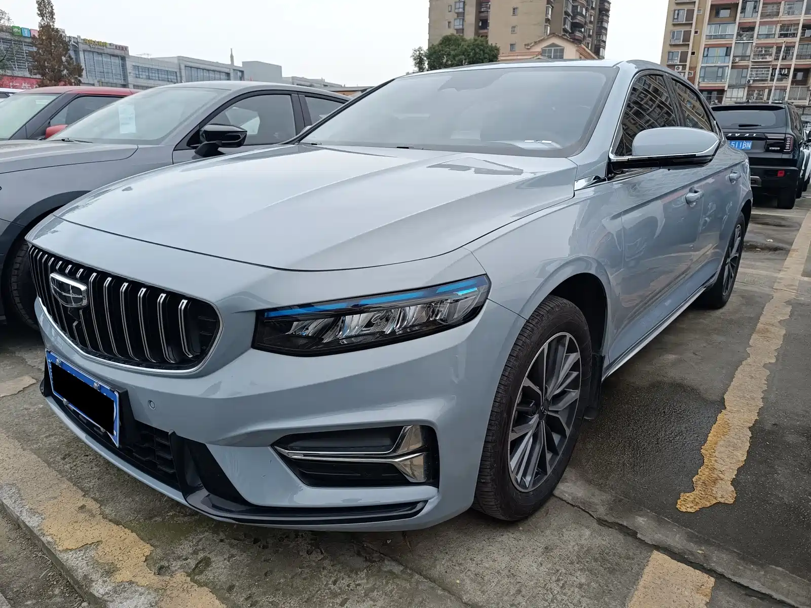 Фото 1 - Geely Preface