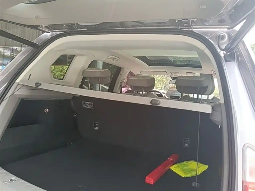 Baojun RS-5 2019 2019 1.5T CVT Intelligent Driving Control Flagship Edition China V